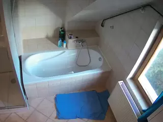 Julmodels Bathroom 2nd Floor-1's Live Sex Cam Show