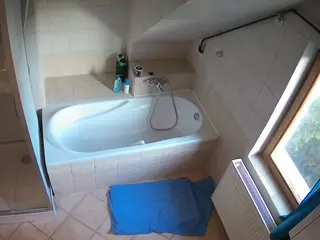 Julmodels Bathroom 2nd Floor-1's Live Sex Cam Show