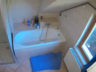 Julmodels Bathroom 2nd Floor-1's Live Sex Cam Show