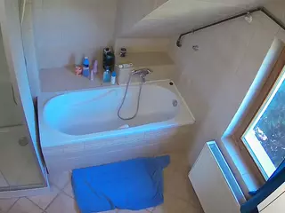 Julmodels Bathroom 2nd Floor-1's Live Sex Cam Show