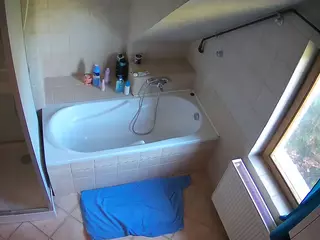 Julmodels Bathroom 2nd Floor-1's Live Sex Cam Show