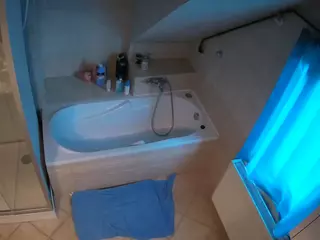 Julmodels Bathroom 2nd Floor-1's Live Sex Cam Show