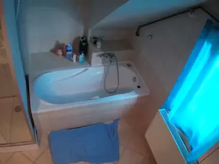 Julmodels Bathroom 2nd Floor-1's Live Sex Cam Show