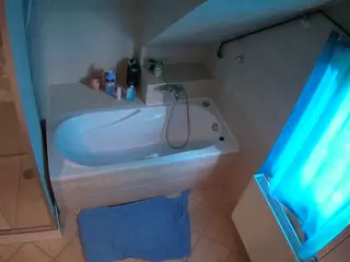 Julmodels Bathroom 2nd Floor-1's Live Sex Cam Show