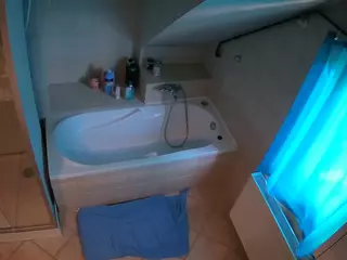 Julmodels Bathroom 2nd Floor-1's Live Sex Cam Show