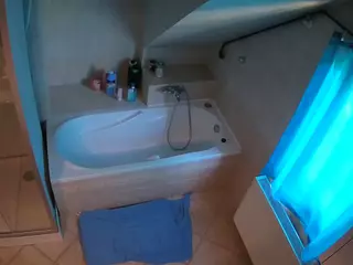 Julmodels Bathroom 2nd Floor-1's Live Sex Cam Show