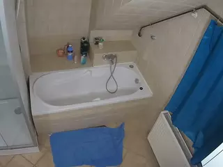 Julmodels Bathroom 2nd Floor-1's Live Sex Cam Show