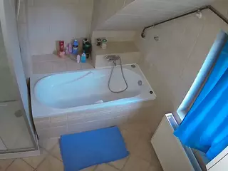 Julmodels Bathroom 2nd Floor-1's Live Sex Cam Show