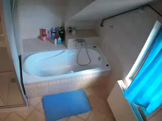 Julmodels Bathroom 2nd Floor-1's Live Sex Cam Show
