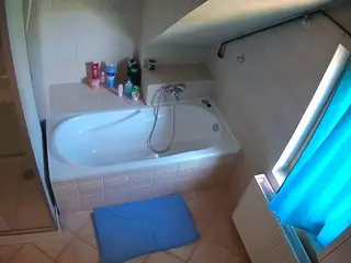 Julmodels Bathroom 2nd Floor-1's Live Sex Cam Show