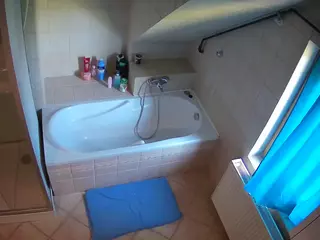 Julmodels Bathroom 2nd Floor-1's Live Sex Cam Show
