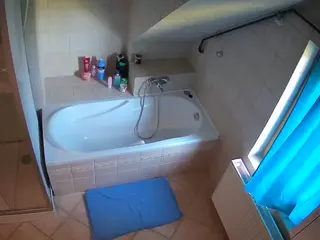 Julmodels Bathroom 2nd Floor-1's Live Sex Cam Show