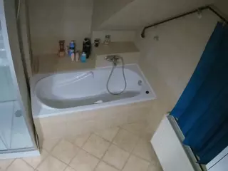 Julmodels Bathroom 2nd Floor-1's Live Sex Cam Show