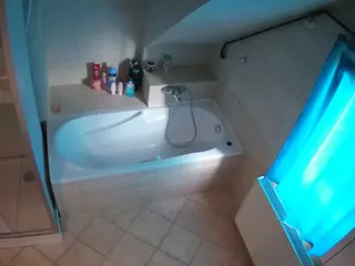 Julmodels Bathroom 2nd Floor-1's Live Sex Cam Show