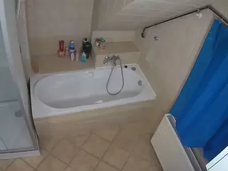 Julmodels Bathroom 2nd Floor-1's Live Sex Cam Show