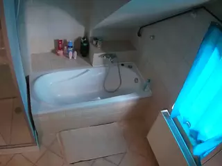 Julmodels Bathroom 2nd Floor-1's Live Sex Cam Show