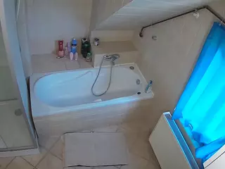 Julmodels Bathroom 2nd Floor-1's Live Sex Cam Show