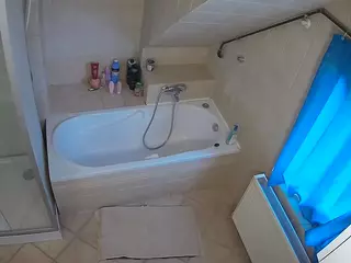 Julmodels Bathroom 2nd Floor-1's Live Sex Cam Show