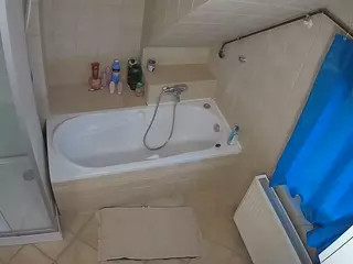 Julmodels Bathroom 2nd Floor-1's Live Sex Cam Show