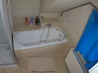 Julmodels Bathroom 2nd Floor-1's Live Sex Cam Show