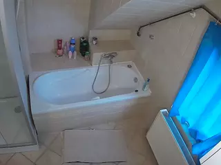 Julmodels Bathroom 2nd Floor-1's Live Sex Cam Show