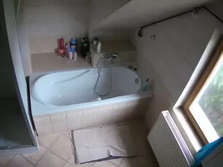 Julmodels Bathroom 2nd Floor-1's Live Sex Cam Show