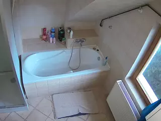 Julmodels Bathroom 2nd Floor-1's Live Sex Cam Show