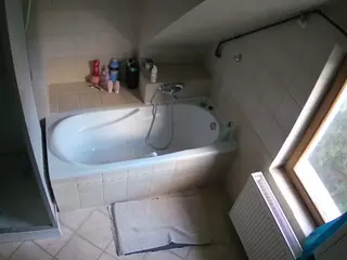Julmodels Bathroom 2nd Floor-1's Live Sex Cam Show