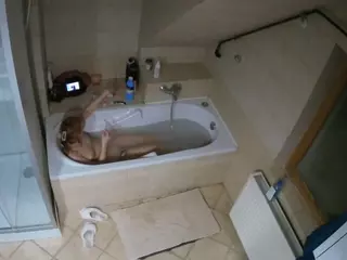 Julmodels Bathroom 2nd Floor-1's Live Sex Cam Show