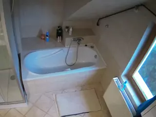 Julmodels Bathroom 2nd Floor-1's Live Sex Cam Show