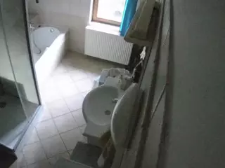 Julmodels Bathroom 2nd Floor-2's Live Sex Cam Show
