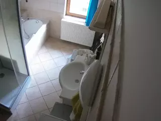Julmodels Bathroom 2nd Floor-2's Live Sex Cam Show