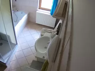 Julmodels Bathroom 2nd Floor-2's Live Sex Cam Show