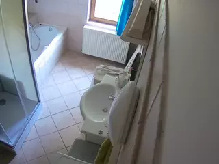 Julmodels Bathroom 2nd Floor-2's Live Sex Cam Show