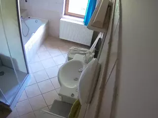 Julmodels Bathroom 2nd Floor-2's Live Sex Cam Show