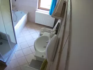 Julmodels Bathroom 2nd Floor-2's Live Sex Cam Show