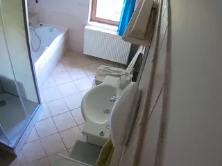 Julmodels Bathroom 2nd Floor-2's Live Sex Cam Show