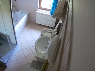 Julmodels Bathroom 2nd Floor-2's Live Sex Cam Show