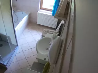 Julmodels Bathroom 2nd Floor-2's Live Sex Cam Show