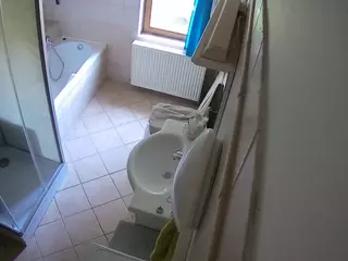 Julmodels Bathroom 2nd Floor-2's Live Sex Cam Show