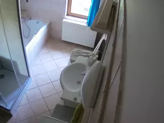 Julmodels Bathroom 2nd Floor-2's Live Sex Cam Show