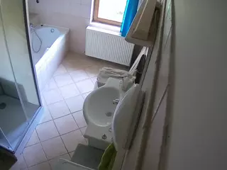 Julmodels Bathroom 2nd Floor-2's Live Sex Cam Show
