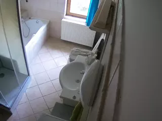 Julmodels Bathroom 2nd Floor-2's Live Sex Cam Show