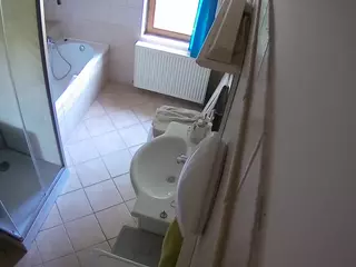 Julmodels Bathroom 2nd Floor-2's Live Sex Cam Show