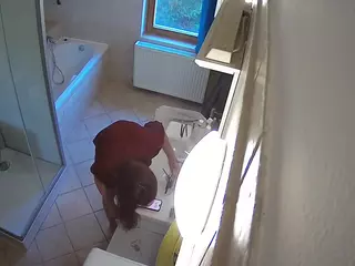 Julmodels Bathroom 2nd Floor-2's Live Sex Cam Show