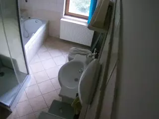 Julmodels Bathroom 2nd Floor-2's Live Sex Cam Show