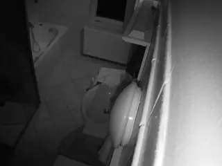 Julmodels Bathroom 2nd Floor-2's Live Sex Cam Show