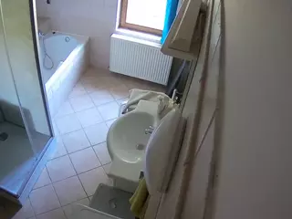 Julmodels Bathroom 2nd Floor-2's Live Sex Cam Show