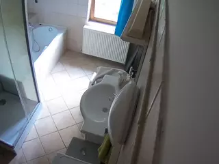 Julmodels Bathroom 2nd Floor-2's Live Sex Cam Show