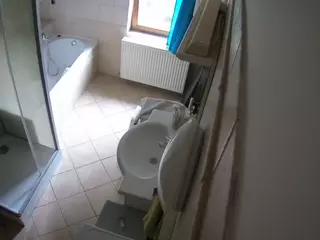 Julmodels Bathroom 2nd Floor-2's Live Sex Cam Show